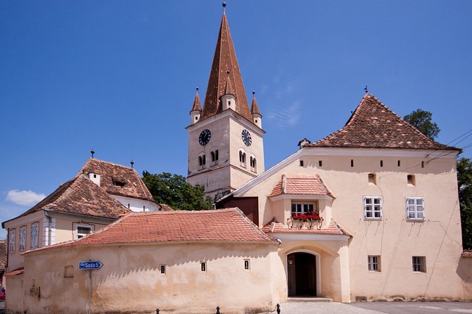 Surroundings of Sibiu: Saxon Heritage & Scenic Villages - Summer vs winter access: bus on the road, cable car to Bâlea Lake