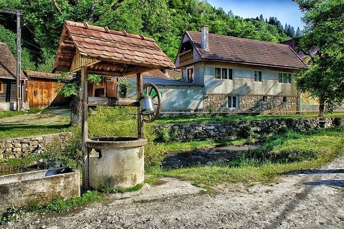 Surroundings of Sibiu: Saxon Heritage & Scenic Villages - Cisnădioara: a hilltop fortified church with breathing-room views