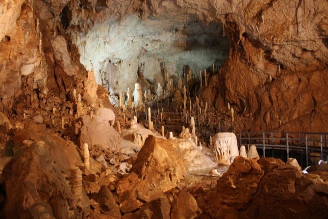 The Bear's Cave - One-Day Air conditioned car Tour from Oradea - Timing, Comfort, And What To Pack For 10 Degrees Inside