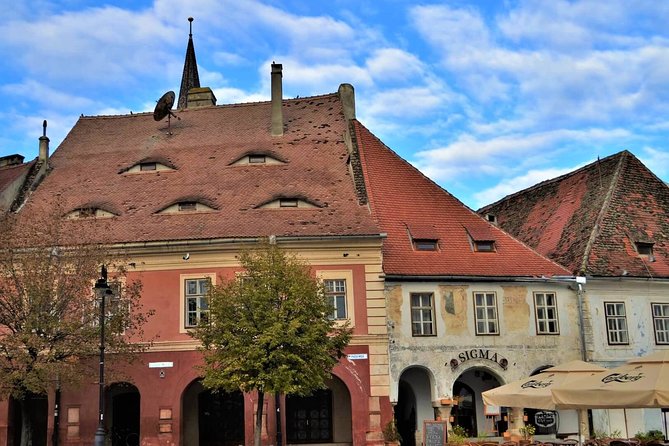 The essence of Saxon Transylvania - 3-day tour of its citadels - Brasov historical center: Black Church, Rope Street, and medieval fortification walls