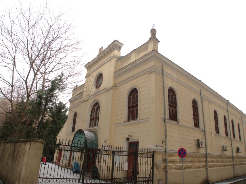 The Jewish heritage of Bucharest - half day walking tour - Starting at Starbucks, then walking into the former Jewish quarter