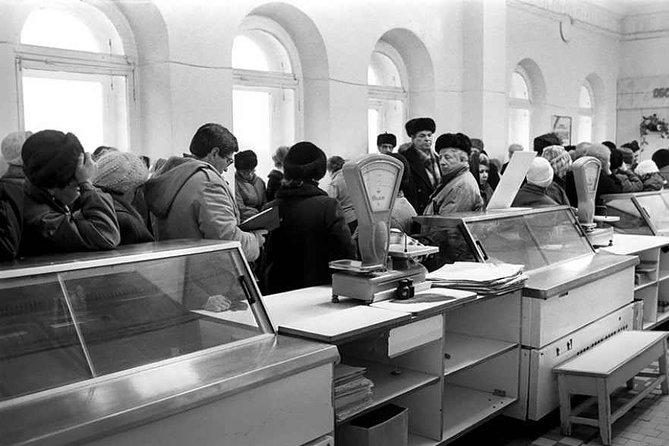 The Real tour of Communism - Catedrala Patriarhala, where communist-era politics met religious space