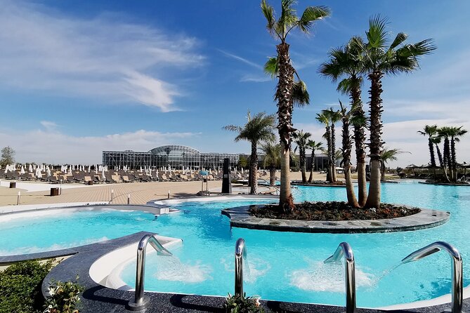 Therme-entrance ticket and transfer pick-up/drop-off Bucharest - Quick hits before you go