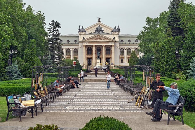 Three days tour of Iasi and UNESCO Painted Monasteries - Day 3: Neamt Fortress and a personal peasant museum visit