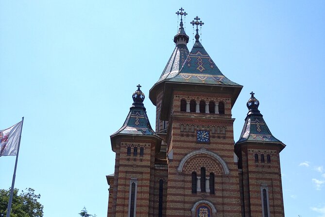 Timisoara Downtown Dream Tour - Piața Unirii: 18th-century baroque with art nouveau and classicist layers