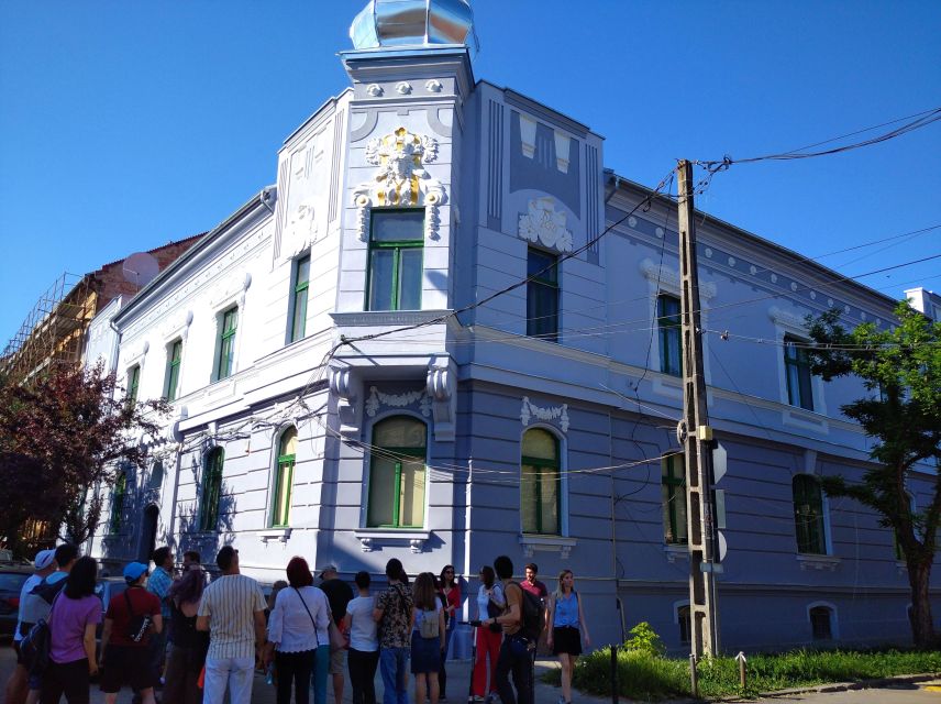 Timisoara Dream Tour in Elisabetin Neighborhood - Piața Alexandru Mocioni and Piața Sfânta Maria: setting the story with two key squares