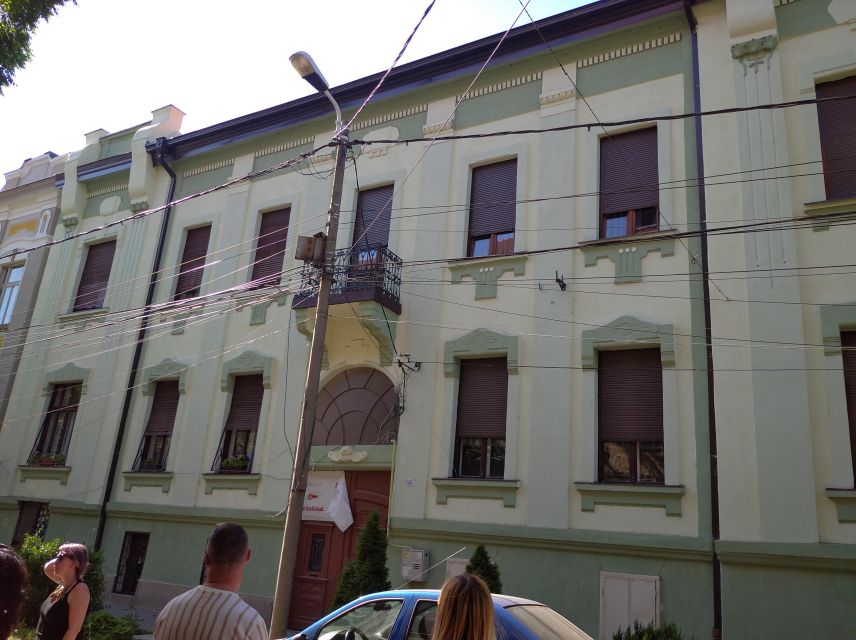 Timisoara Dream Tour in Elisabetin Neighborhood - Bulevardul Mihai Viteazu and Faculty of Mechanics: the “big city” feel inside a residential area