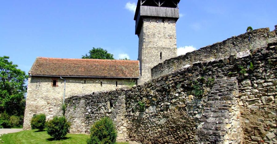 Timisoara Dream Tours: Trip to Hunedoara Castle and to Sibiu - How this Hunedoara and Sibiu loop fits into a 12-hour day