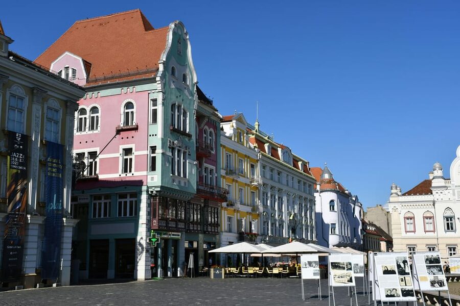 Timisoara: Private Walking Tour with a Local Guide - Price and value: is $81 per person worth it?