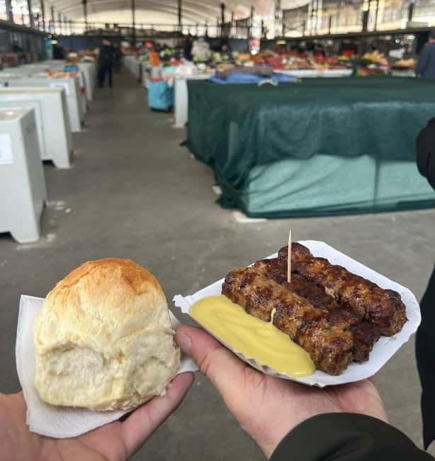 Timișoara: Street Food Tour with Local Guide - Victory Square warm up: the perfect setting for langoș
