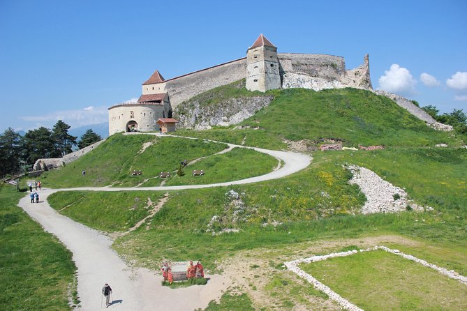 Tour of the 3 Castles: Bran, Rasnov and Peles in Spanish (native Spanish guide). - Getting picked up in Brasov, Bran, or Rasnov at 9:00 AM