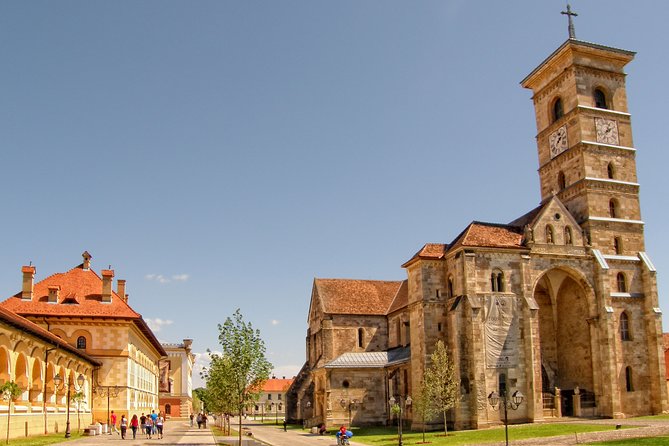 Tour to Corvin Castle in Hunedoara & Alba Iulia - Alba Iulia walking tour and Roman Fort Apulum: the “why” behind the walls