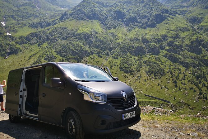 Transfăgărășan Highway & Balea Lake - Private Tour from Bucharest - Poienari Castle viewpoint for Vlad fans (no inside visit)