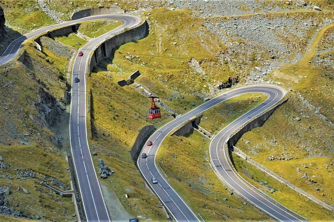 TRANSFAGARASAN, the mountain road to the heart of TRANSYLVANIA - Bâlea Lake: a quick altitude hit