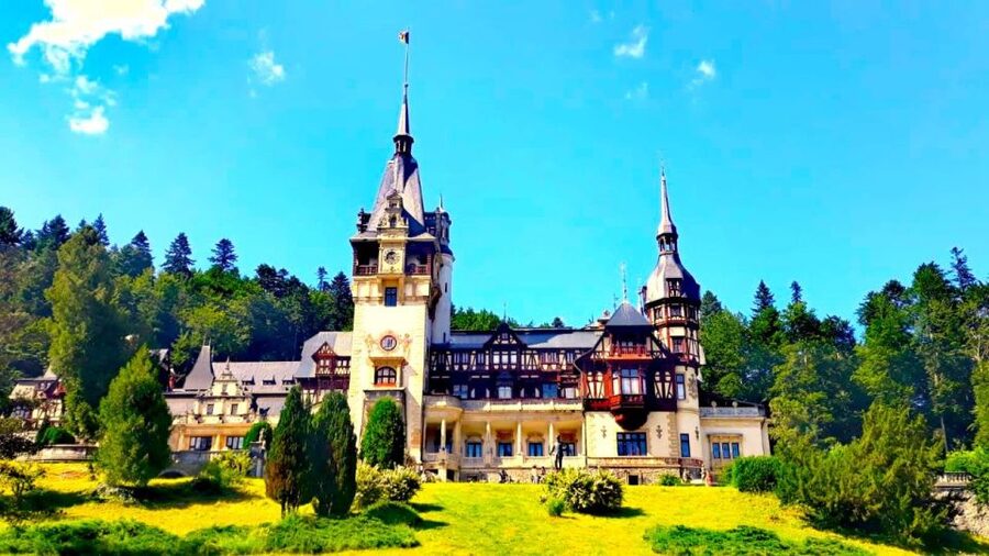 Transylvania Tour: Dracula's Castle, Peles Palace & Brasov - Who this Transylvania day trip is best for