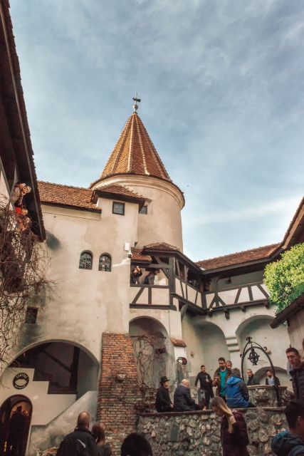 Transylvania Tour: Dracula's Castle, Peles Palace & Brasov - Price and logistics: what $194 buys you in practice