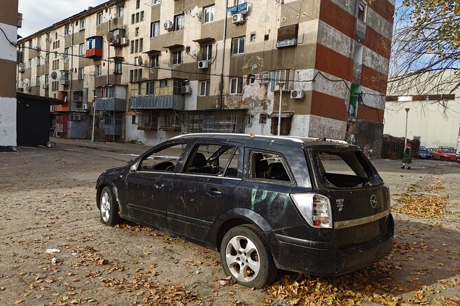 Troubled - Notorious Neighborhood - area known for social issues - Sinești Village: The contrast of Roma life and bigger homes