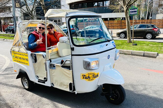 Tuk Tuk Bucharest Romantic Tour with miniBAR - A romantic Bucharest loop in about 2 hours