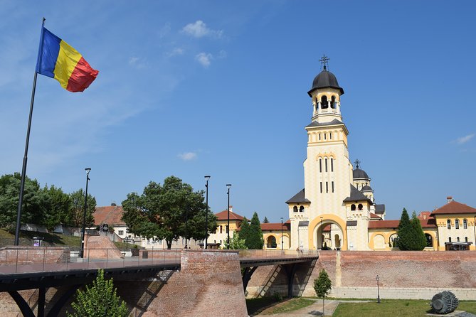 Turda Salt Mine and Hunedoara Corvin Castle from Cluj - English Guide Storytelling: Geta and Joseph Set the Tone