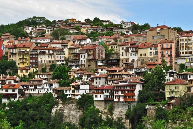 Veliko Tarnovo and Medieval Bulgaria Private Day Trip from Bucharest - Entering Bulgaria from Romania, visas, passports, and time buffers