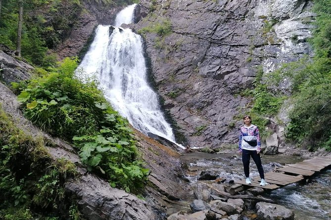 Vladeasa Peak and Bride's Waterfall Day Hike - Key highlights you’ll feel on the trail