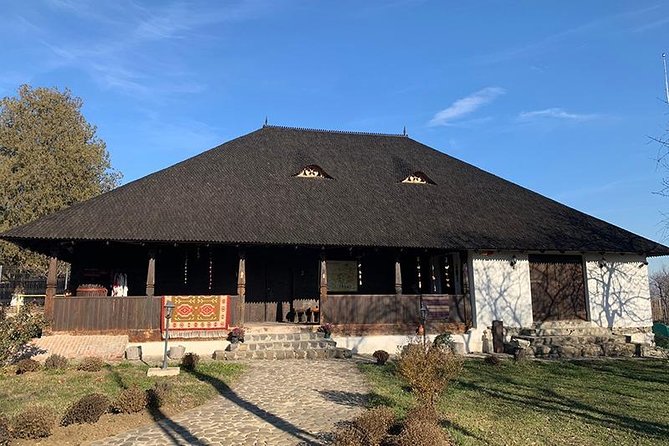 Wines of Wallachia – 8 hours - Pickup, timing, and what an 8-hour day trip really means
